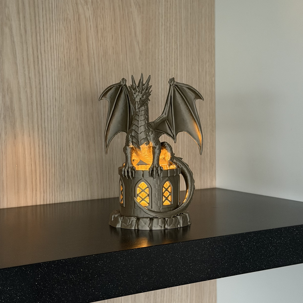 Draak op kasteeltoren