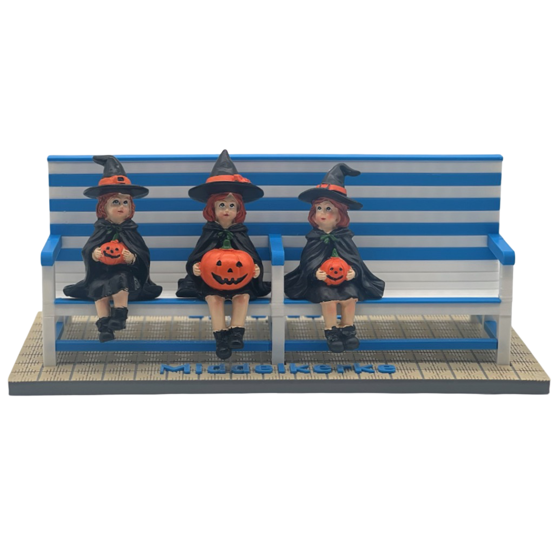 Poppetjes Halloween heks met pompoen voor bankje Middelkerke-Westende