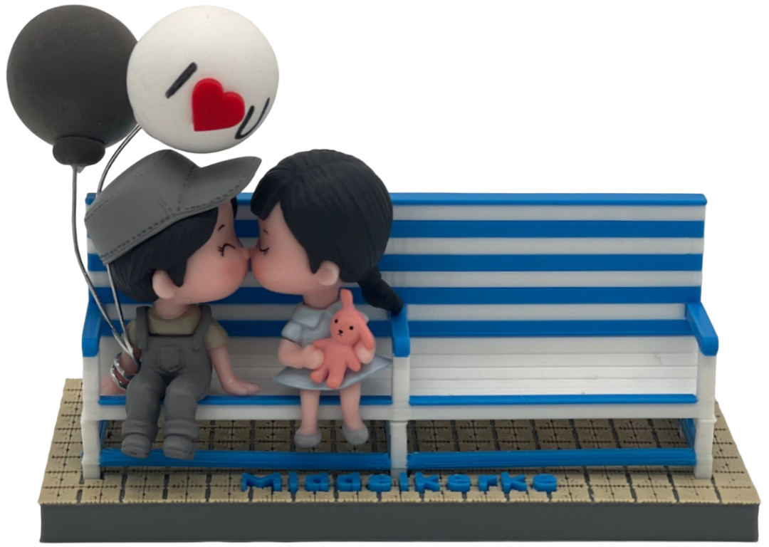 Mini poppetjes: liefdeskoppeltje voor bankje Middelkerke-Westende