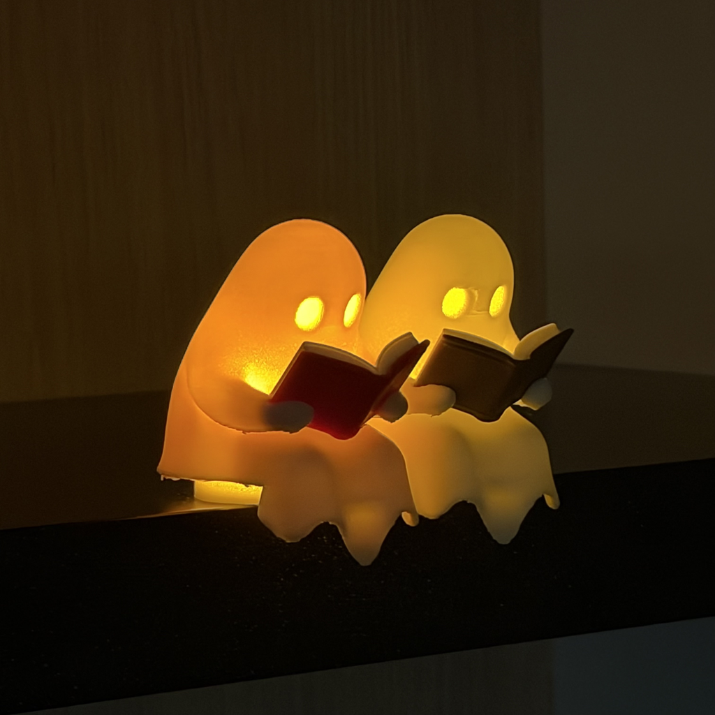 Lezend spookje met lichtje